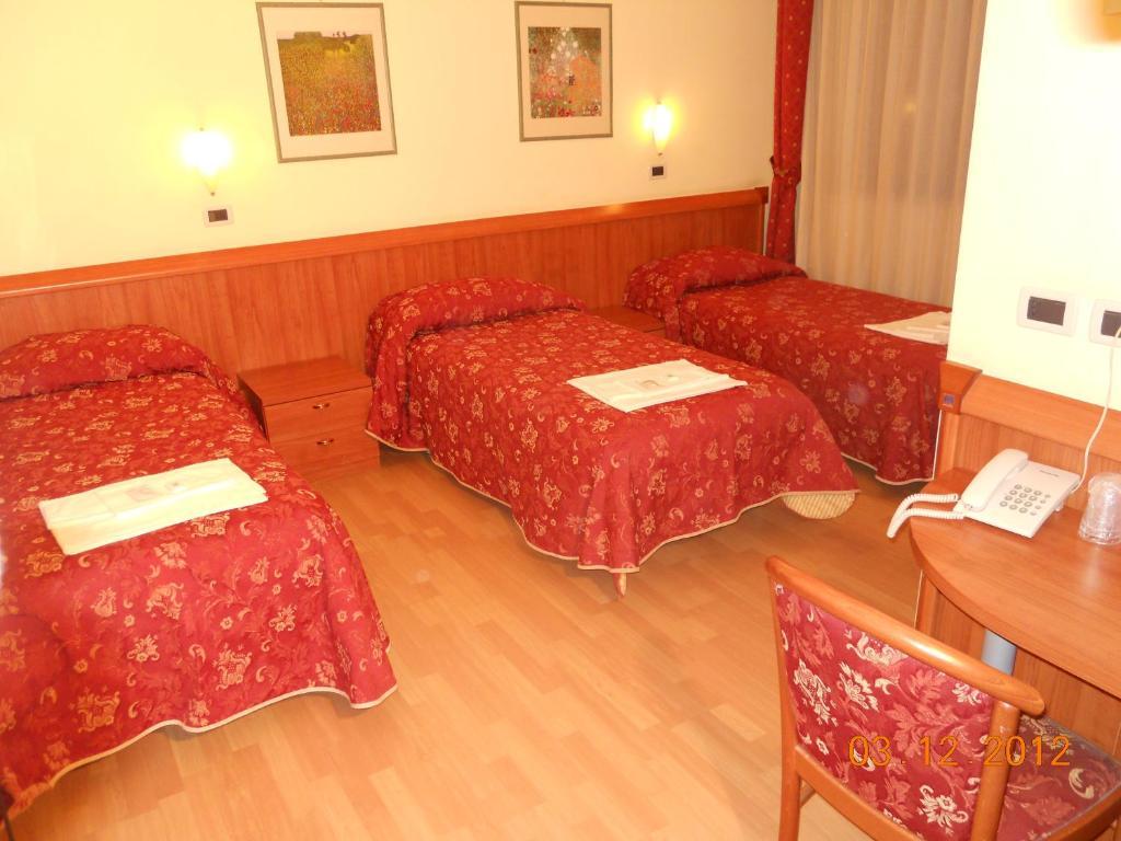 Hotel Val Di Sangro Perano Pokoj fotografie